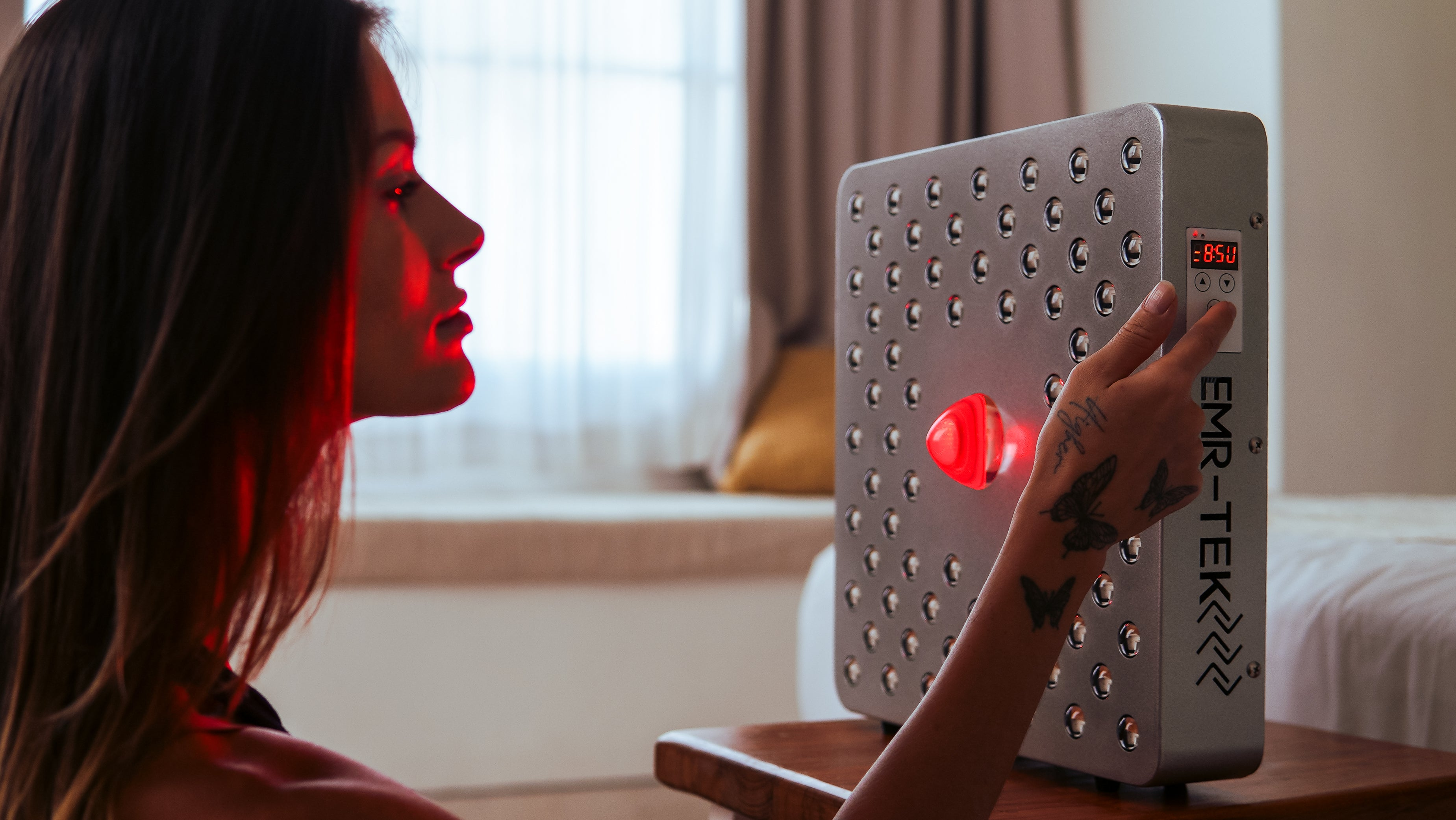 Best Red Light Therapy for Wrinkles Devices (for More Collagen + Elastin) 24 Firedragon Pro